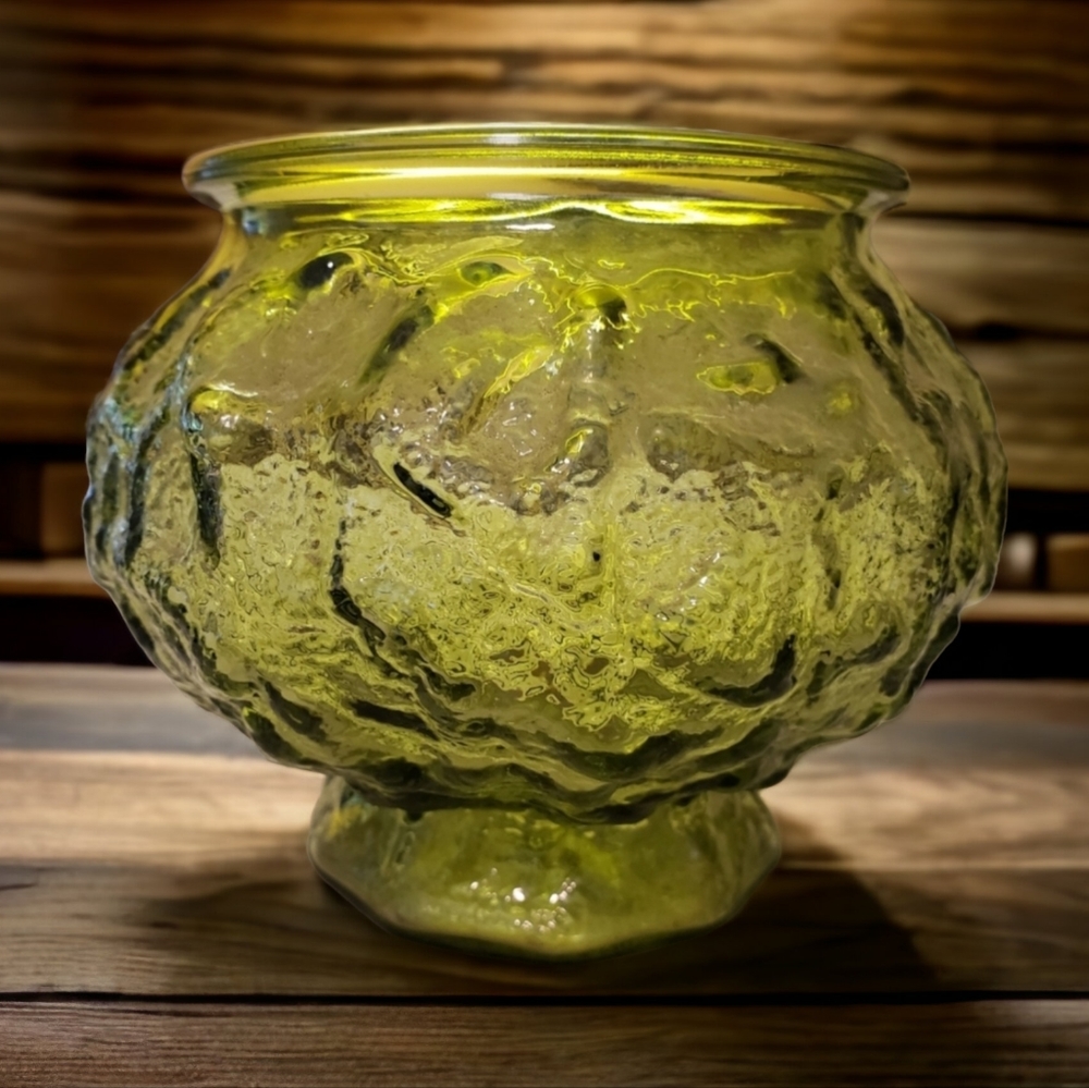 HOST PICK 😊 Vtg E. O. Brody Footed Avocado Green Depression Glass Bowl